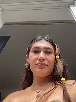 Isa Villamarin online show from 09/16/25, 02:40