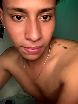 Patrick Hott  online show from 10/28/25, 02:15