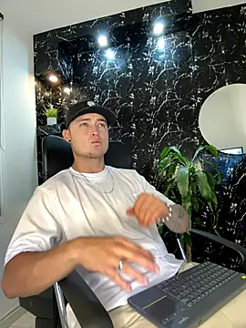 Alexander ferre online show from 01/06/26, 01:04