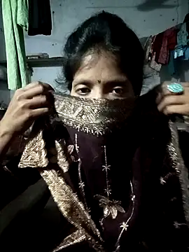 SEXY-MAHI4 online show from 10/15/25, 06:19