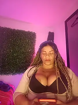 Eva Luxei online show from 10/23/25, 12:37