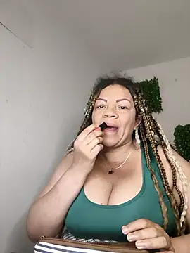 Eva Luxei online show from 04/11/26, 07:56