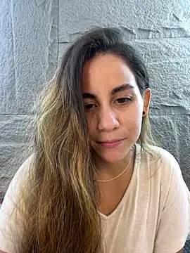 CamileX online show from 10/10/25, 02:38