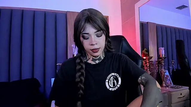 misstomie  online show from 02/24/26, 07:12