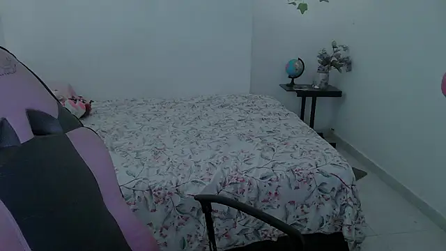 Juicy elenxx online show from 10/05/25, 06:06