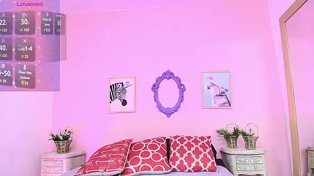 Nahomi Rivera online show from 10/02/25, 12:45