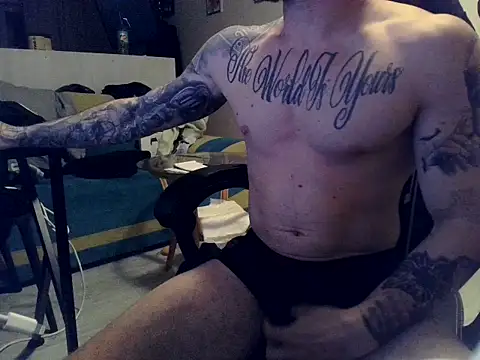 Snapshot of Wyrolowanyyy chatting on 04/23/26, 07:27 Wyrolowanyyy online show from 04/23/26, 07:27