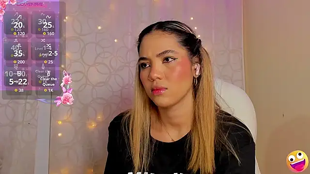 Snapshot of kata22sofia chatting on 11/21/25, 03:11 kata22sofia online show from 11/21/25, 03:11