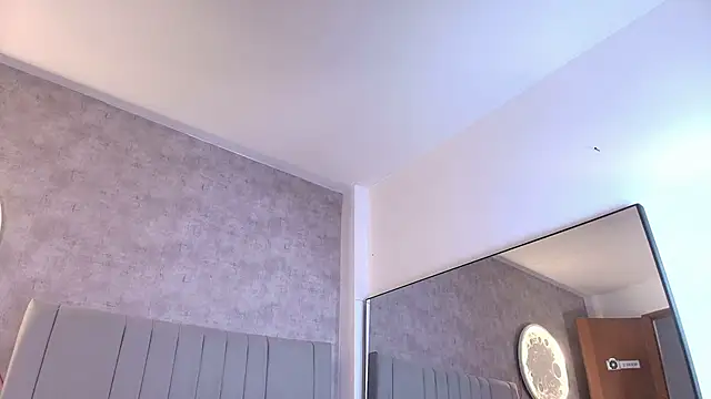 Snapshot of karla-ruiz chatting on 12/15/25, 06:56 karla-ruiz online show from 12/15/25, 06:56