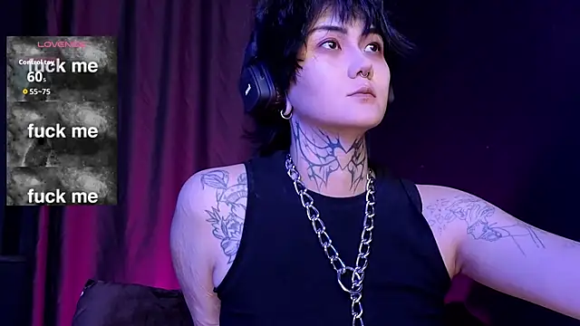 GothXRaven online show from 10/20/25, 03:45