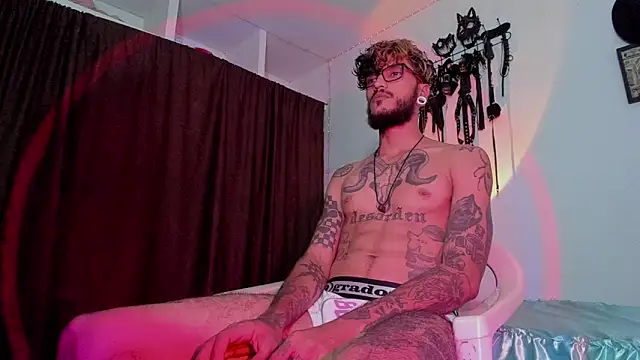 Snapshot of dex_55 chatting on 04/03/26, 03:15 dex 55 online show from 04/03/26, 03:15