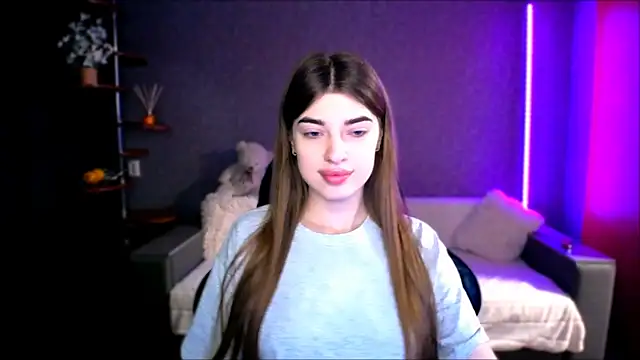 Snapshot of Dianaa_Lee0 chatting on 09/24/25, 05:05 Dianaa Lee0 online show from 09/24/25, 05:05