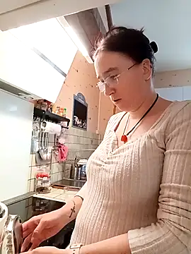 Snapshot of Sophierob1 chatting on 09/18/25, 08:16 Sophierob1 online show from 09/18/25, 08:16