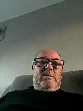 Snapshot of naughtygrandad1 chatting on 12/03/25, 08:45 naughtygrandad1 online show from 12/03/25, 08:45