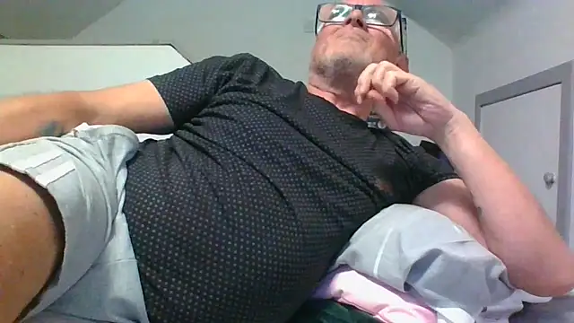 naughtygrandad1 online show from 05/09/26, 06:02