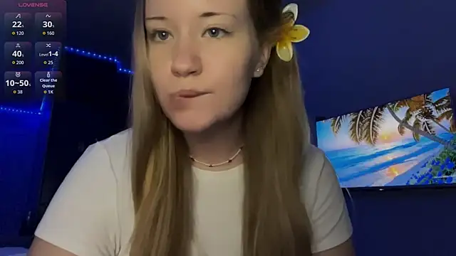 Snapshot of PandaFluff chatting on 03/28/26, 05:12 PandaFluff online show from 03/28/26, 05:12