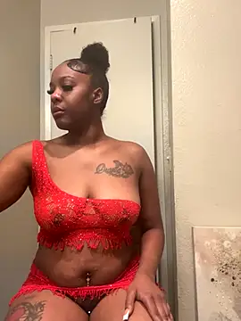 ObsessedWLyla online show from 10/13/25, 10:15