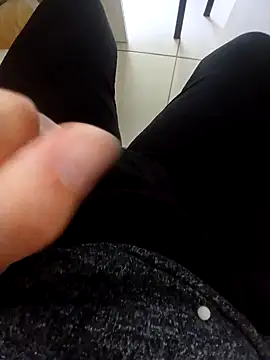 elisaelisa12 online show from 09/21/25, 10:06