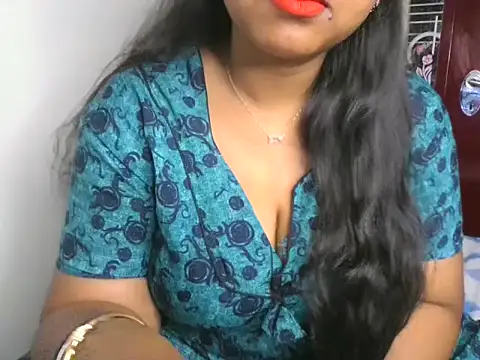 its me Rashmi online show from 10/07/25, 05:04