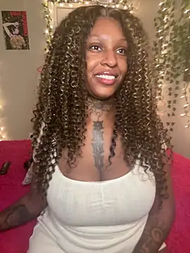 MistiSavannah online show from 02/17/26, 02:08