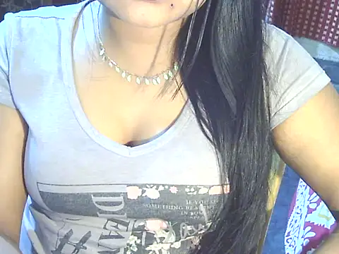 Nusrat Faria07 online show from 11/30/25, 08:46