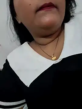 Komal-stream online show from 09/18/25, 04:09