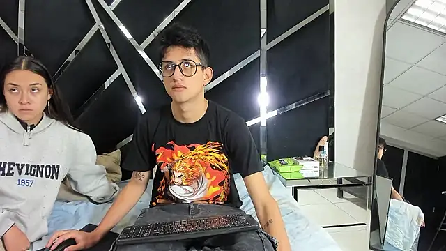 Snapshot of Noa_Arez chatting on 01/18/26, 02:04 Noa Arez online show from 01/18/26, 02:04