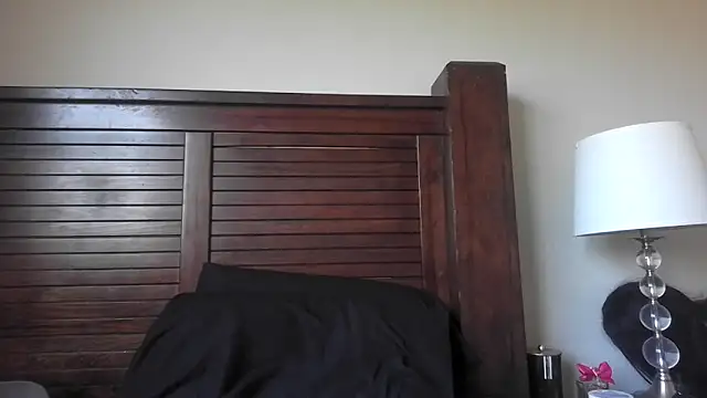 Marlowlovee online show from 09/12/25, 04:51