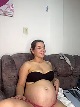 Snapshot of miacarrot chatting on 04/21/26, 02:51 miacarrot online show from 04/21/26, 02:51