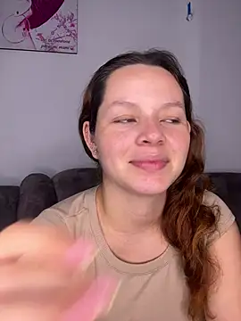 Snapshot of miacarrot chatting on 04/25/26, 02:47 miacarrot online show from 04/25/26, 02:47
