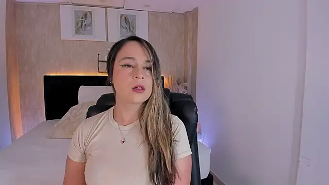 Snapshot of jessica_hotxxx chatting on 12/18/25, 03:07 jessica hotxxx online show from 12/18/25, 03:07