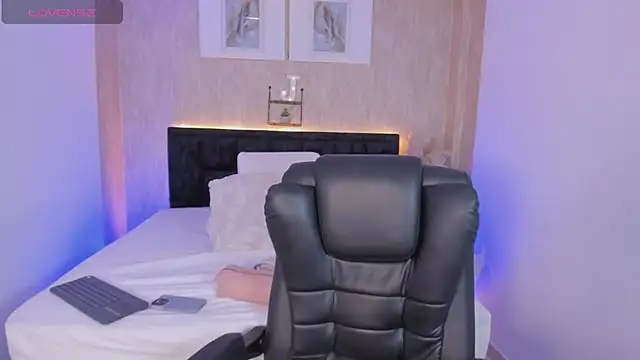 Snapshot of jessica_hotxxx chatting on 03/20/26, 04:12 jessica hotxxx online show from 03/20/26, 04:12