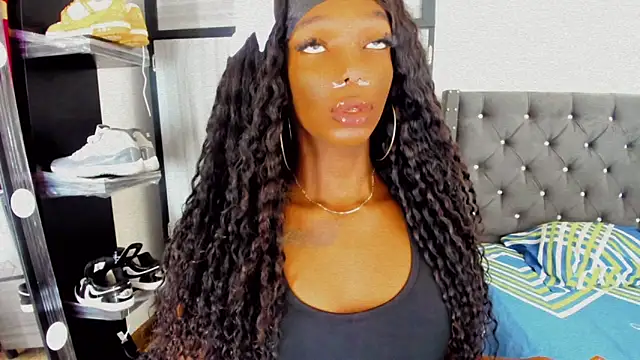 Sara hot12112 online show from 11/09/25, 07:50