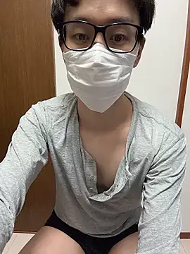 Snapshot of gHayato chatting on 02/08/26, 03:48 gHayato online show from 02/08/26, 03:48