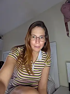 chicaenmascarada online show from 09/23/25, 03:59