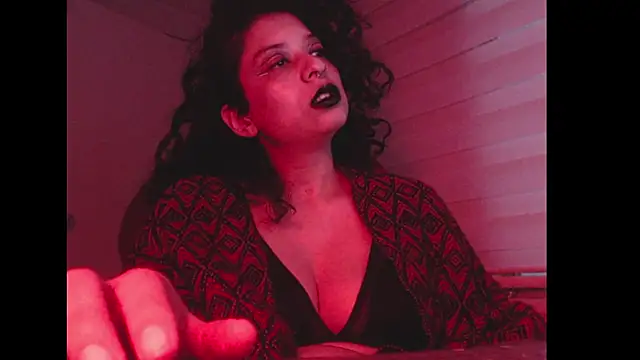 Snapshot of miss_carmila1 chatting on 09/18/25, 10:56 miss carmila1 online show from 09/18/25, 10:56