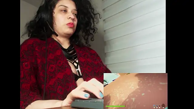 Snapshot of miss_carmila1 chatting on 09/26/25, 10:47 miss carmila1 online show from 09/26/25, 10:47