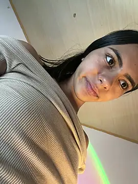 LilybethGray online show from 04/12/26, 10:59