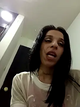 Snapshot of wet_dreams001 chatting on 09/24/25, 11:02 wet dreams001 online show from 09/24/25, 11:02