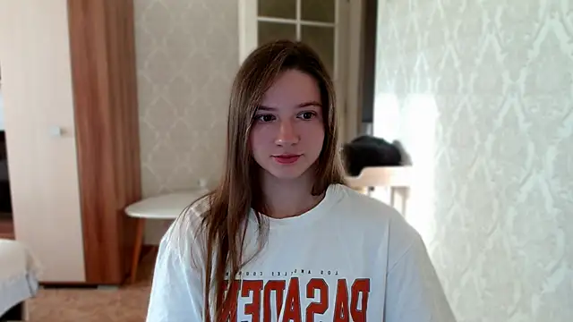 Snapshot of __JaneMiller chatting on 09/10/25, 03:28   JaneMiller online show from 09/10/25, 03:28