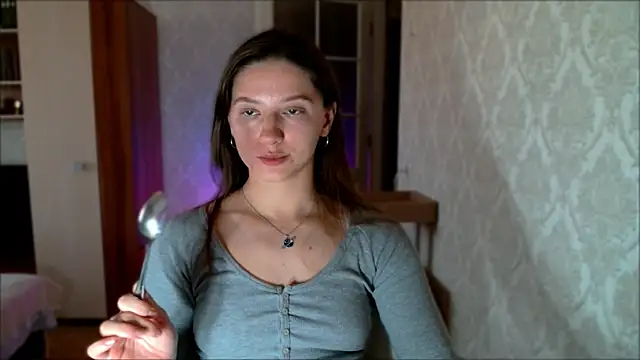 Snapshot of __JaneMiller chatting on 09/16/25, 02:18   JaneMiller online show from 09/16/25, 02:18