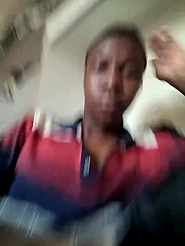 Snapshot of sweetdickboy2 chatting on 09/28/25, 09:25 sweetdickboy2 online show from 09/28/25, 09:25