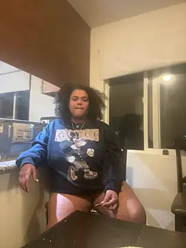 Snapshot of OnlyOneMeeks chatting on 04/21/26, 05:14 OnlyOneMeeks online show from 04/21/26, 05:14