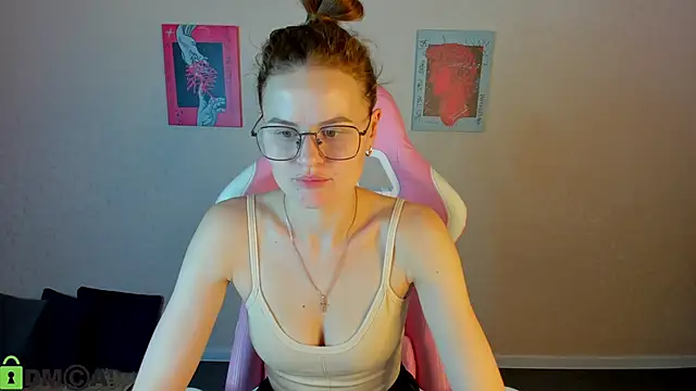 Wanda Gomez online show from 12/02/25, 02:45