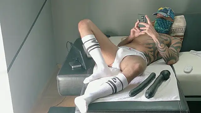 Snapshot of slavic_boy_39 chatting on 04/19/26, 12:59 slavic boy 39 online show from 04/19/26, 12:59