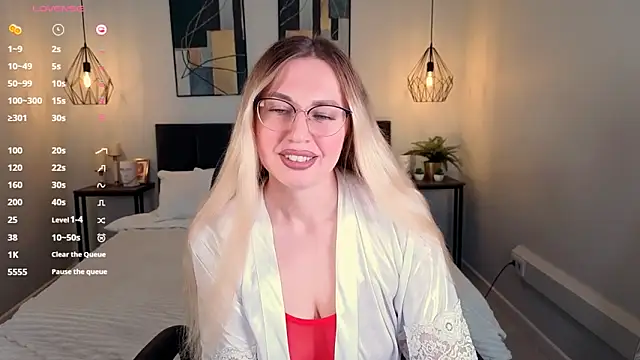 Lexi terele online show from 09/11/25, 07:19