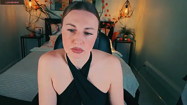 Lexi terele online show from 10/16/25, 06:58