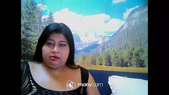 Snapshot of indianhoney694u chatting on 03/07/25, 05:08 indianhoney694u online show from 03/07/25, 05:08