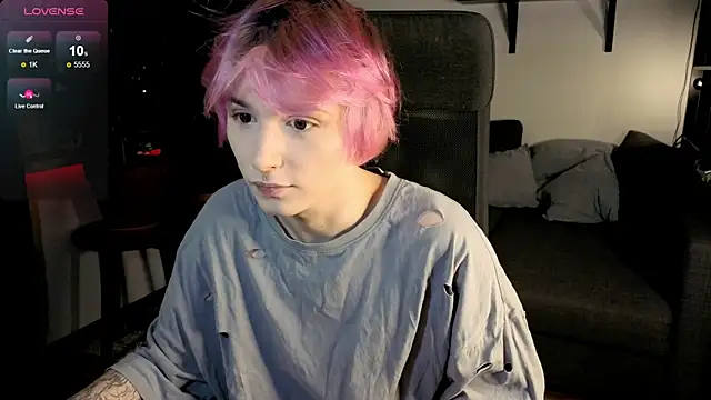 Snapshot of Your_avatar chatting on 01/17/26, 08:56 Your avatar online show from 01/17/26, 08:56