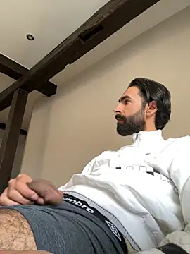 SergioGarcia93 online show from 10/11/25, 02:48